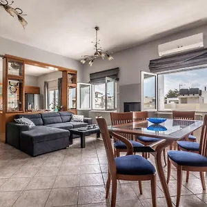 Spacious Near Downtown , Candia Grecia