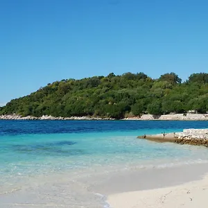 Vila Danedi , Ksamil Albania