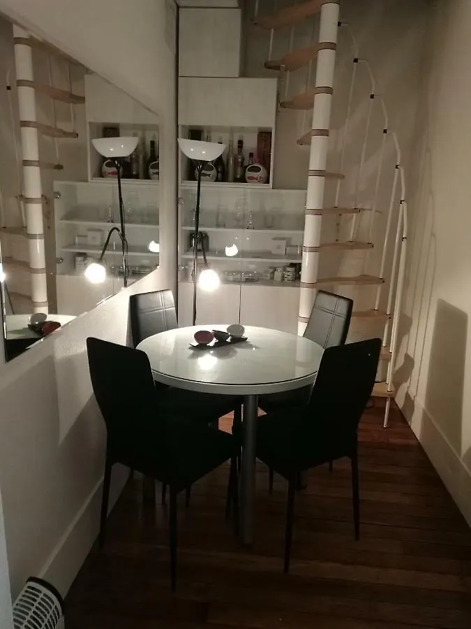Apartment Cosy Appartment Arc De Triomphe Champs Elysees Paris France